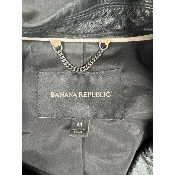 Banana Republic Women's Essential Leather Moto Jacket Asymmetrical Zip Size M - Picture 2 of 12